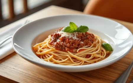 Spaghetti Bolognaise Recipe with Step by Step Images