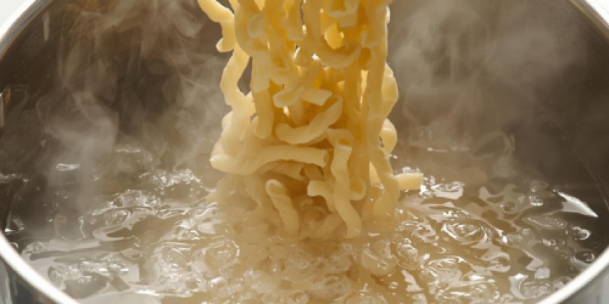 Plunge the macaroni in boiling water.