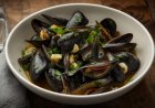 Mussels in White Wine Sauce Recipe with Images